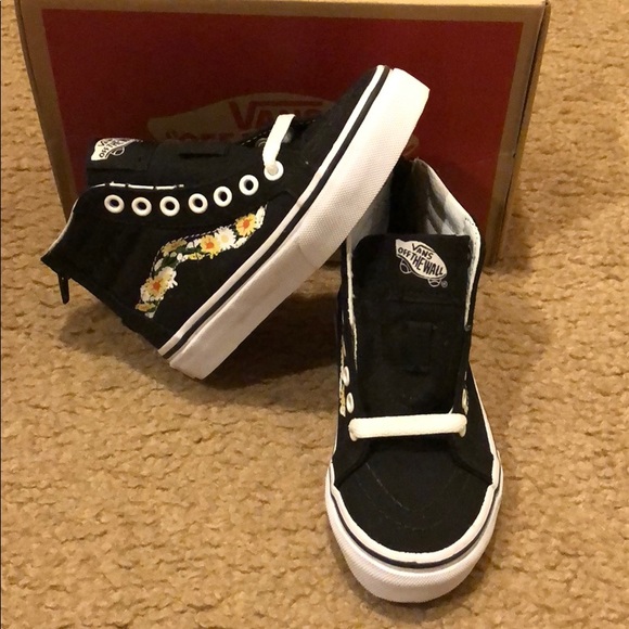 Vans Other - Daisy Sk8Hi Zip Vans